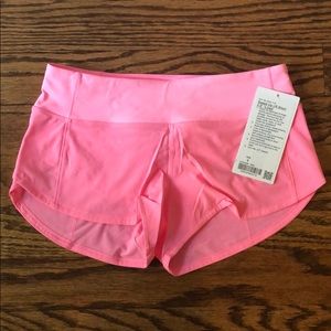 Size 4 Lululemon Speed Up Shorts NWT